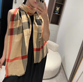 China Replica Burberry Scarf 42usd Only